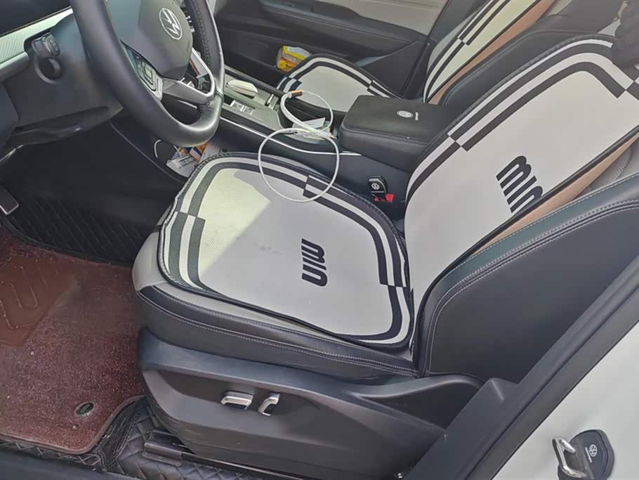 Volkswagen Range patrol