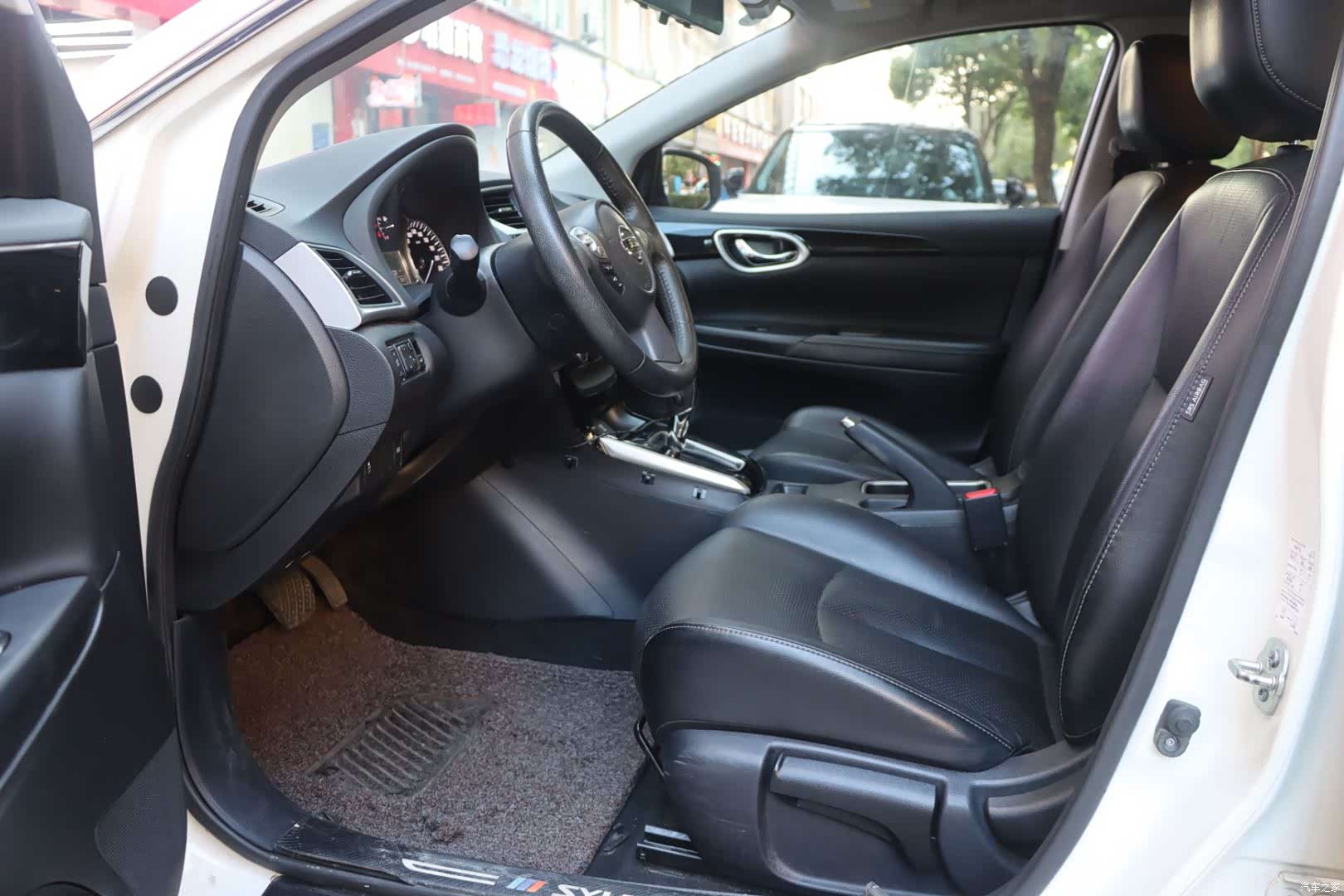 Nissan Sylphy, 2018 9