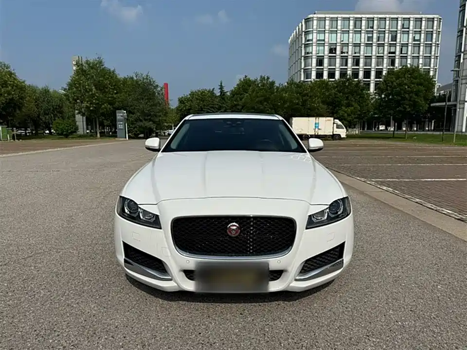 Jaguar XFL Jaguar XFL