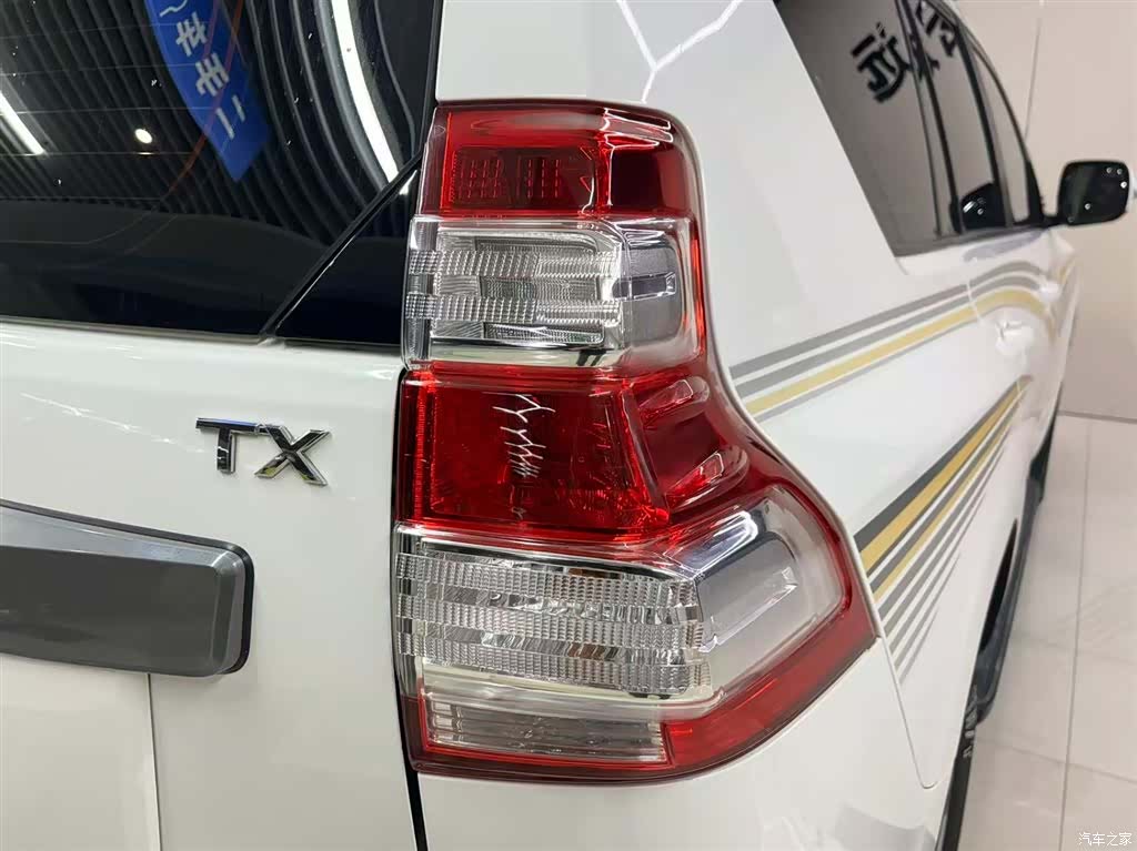 Toyota Prado, 2014 13