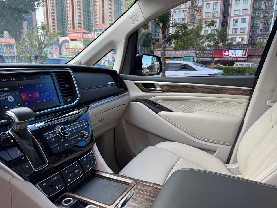 Trumpchi Trumpchi M8