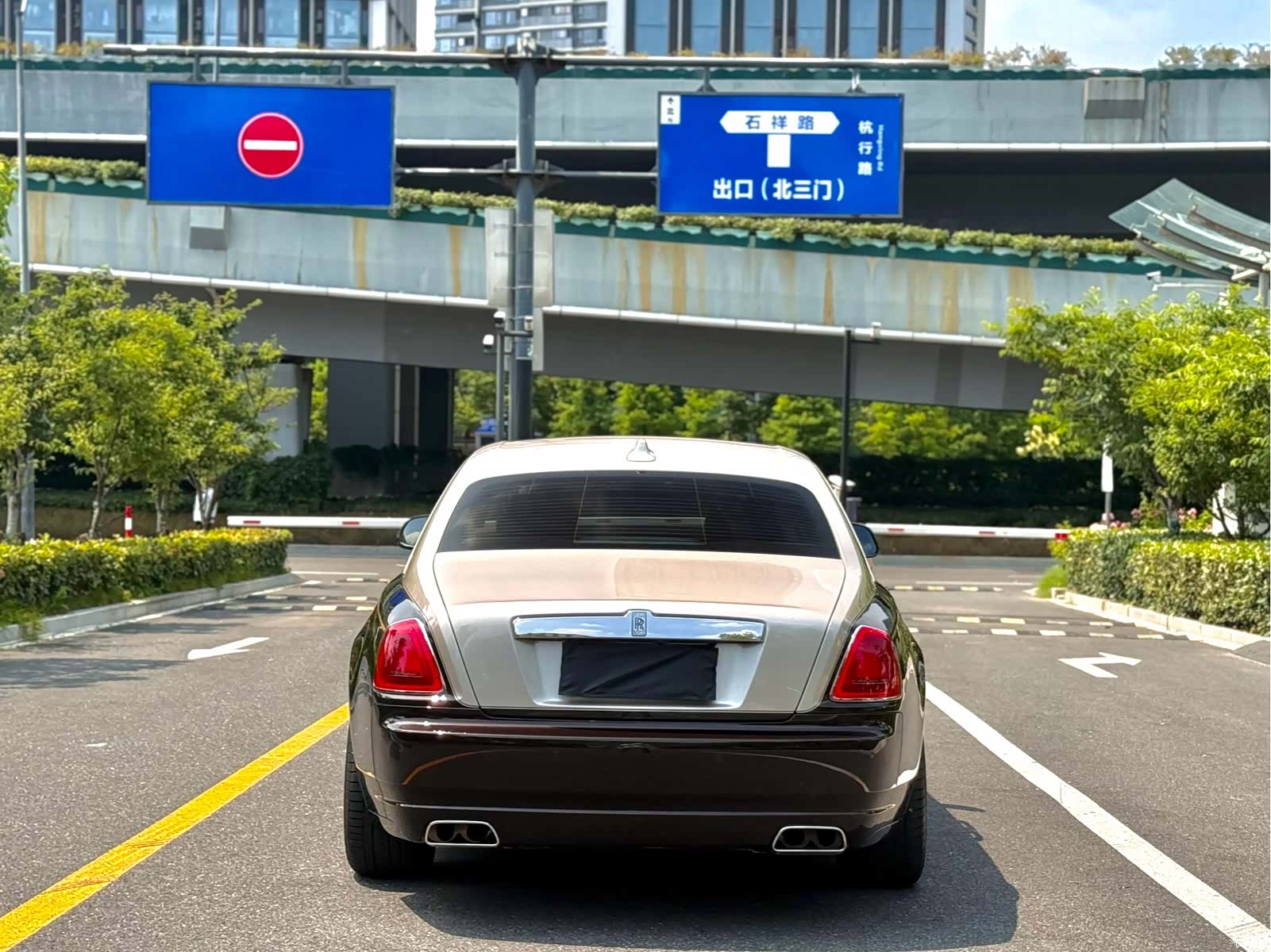 Rolls-Royce Ghost, 2018 8