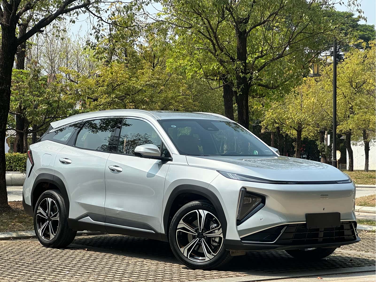 Geely Galaxy L7, 2025 2
