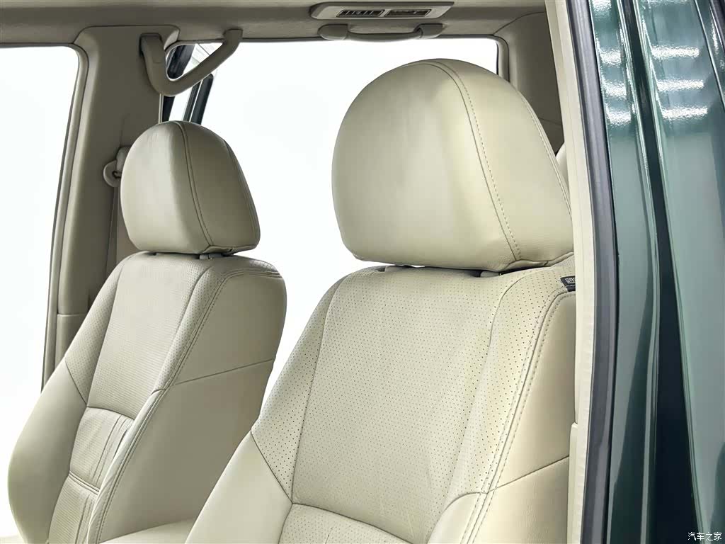 Nissan Patrol, 2004 15