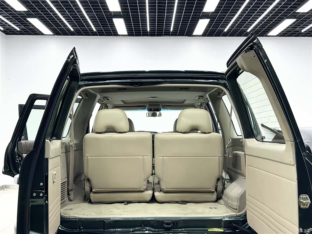 Nissan Patrol, 2004 18