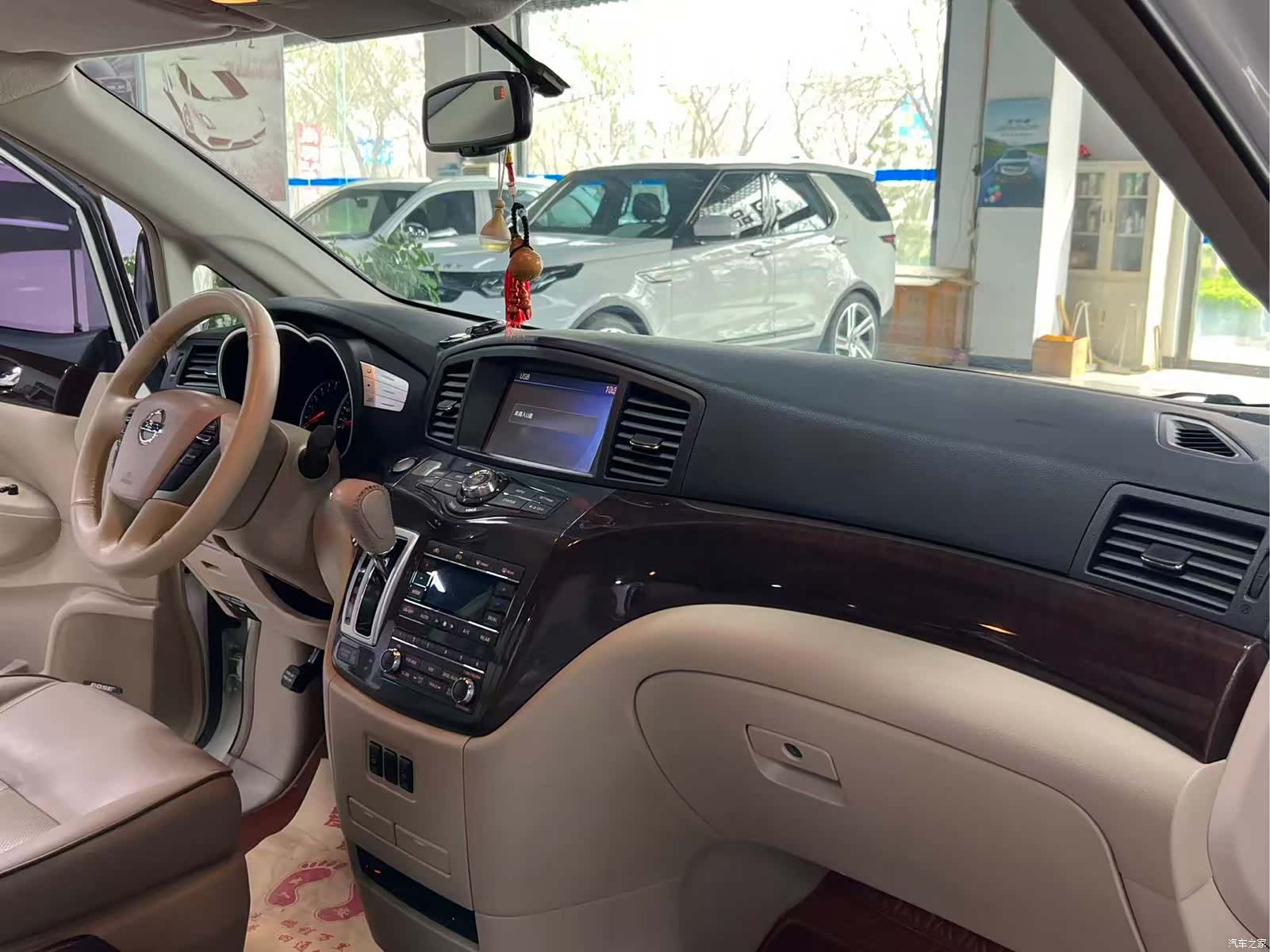 Nissan SL, 2017 15