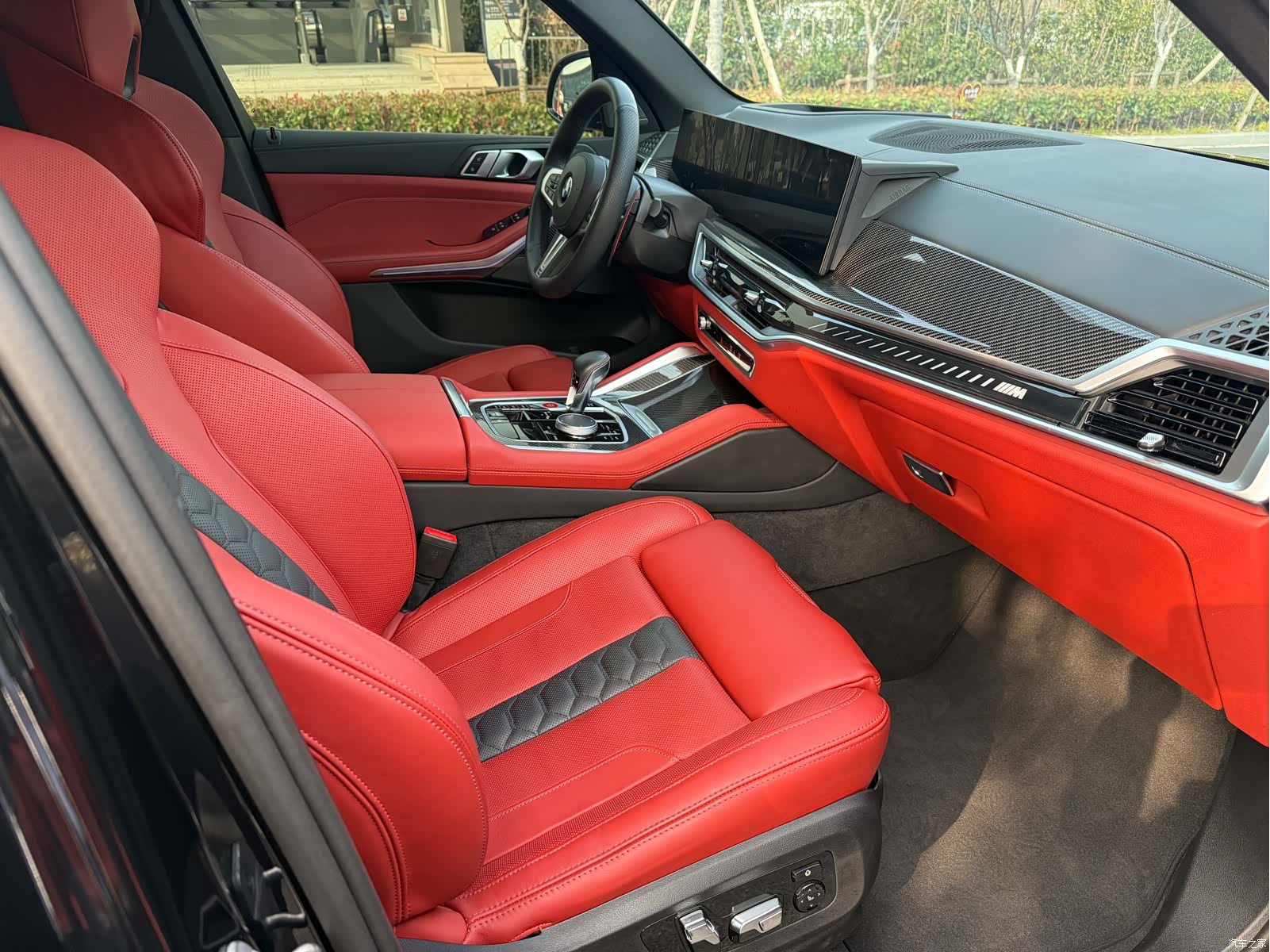 BMW X5, 2025 8