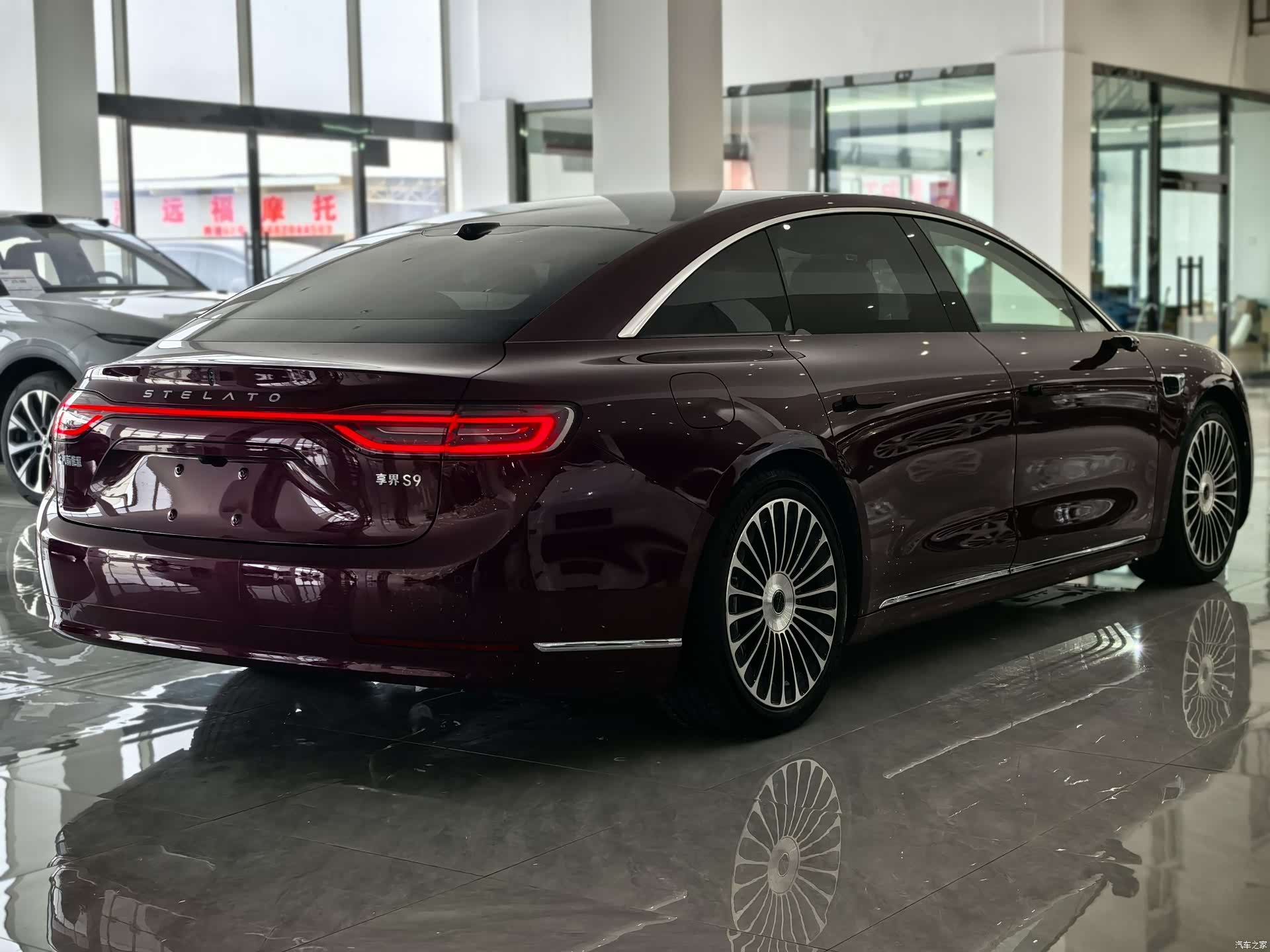 Stelato S9, 2025 4