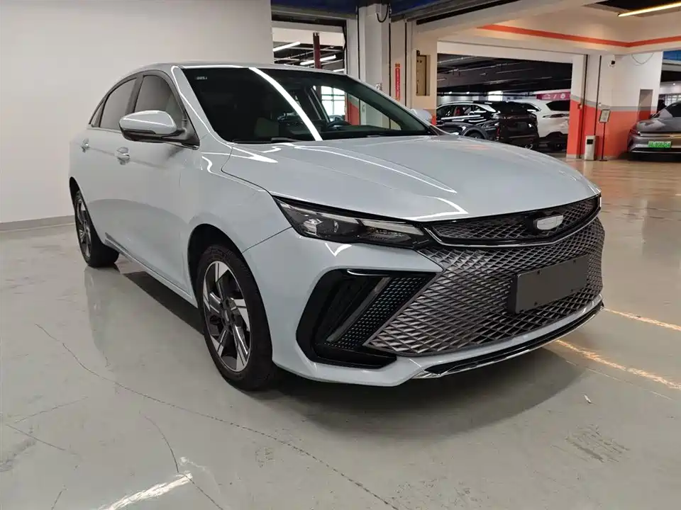 Geely Emgrand L HiP Geely Emgrand L HiP