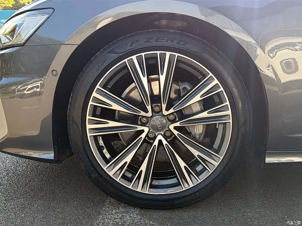 Audi A6L, 2019 9