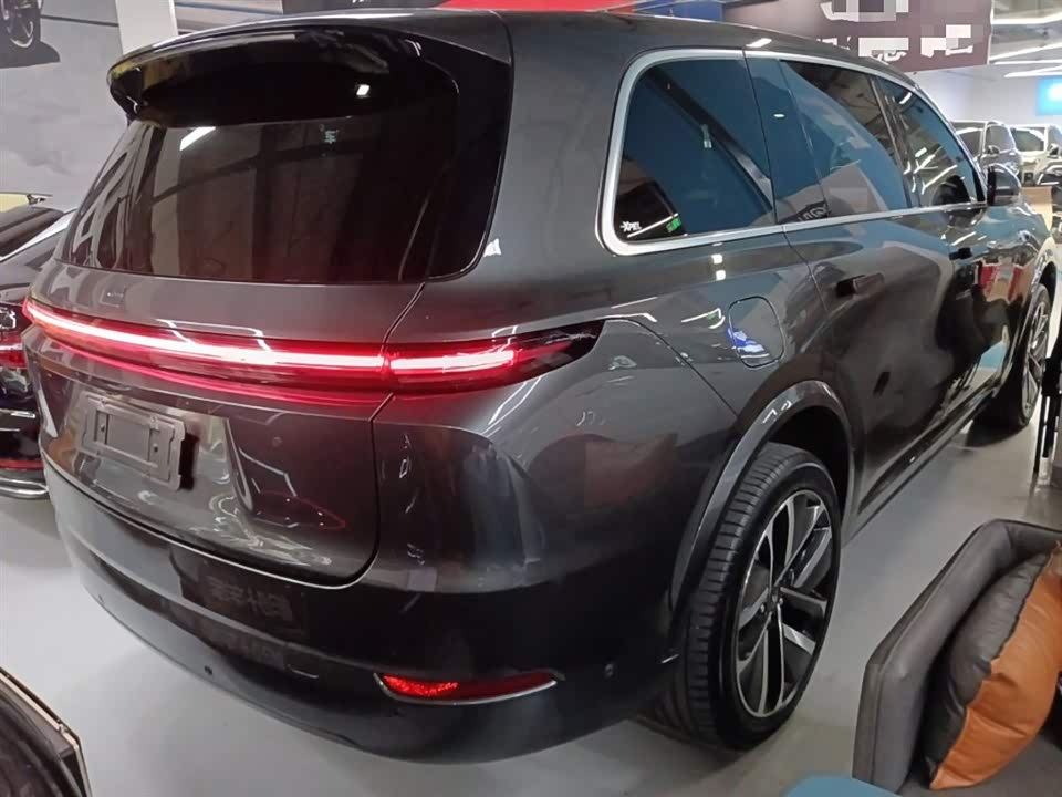 Li Auto Ideal L9
