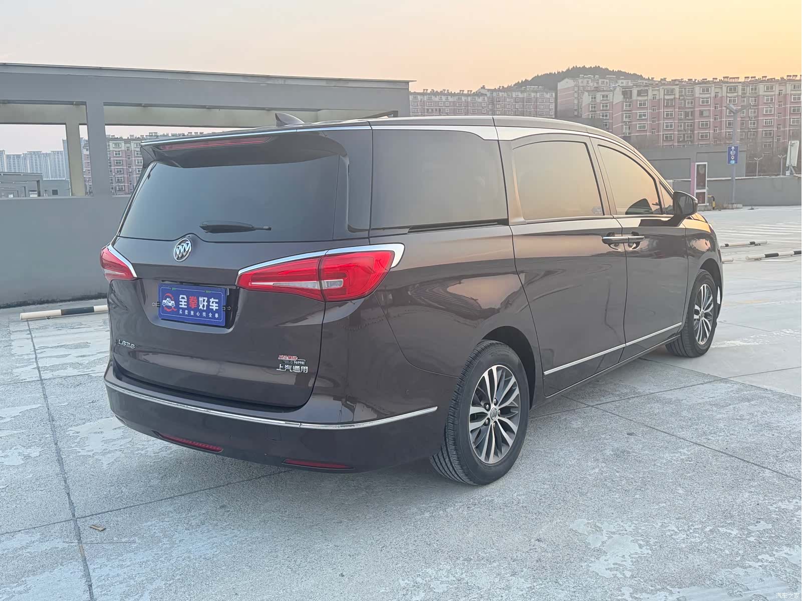 Buick GL8, 2018 15