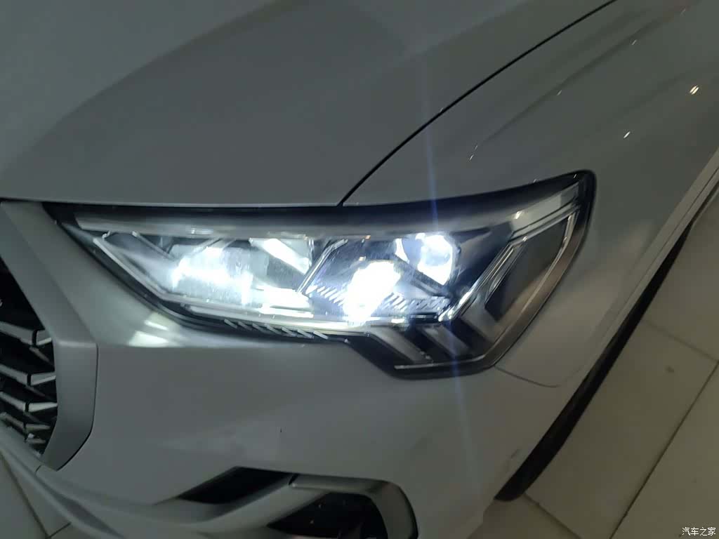 Audi Q3, 2024 18