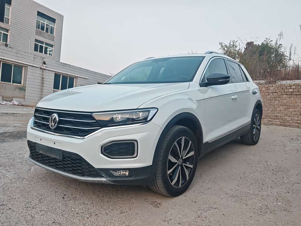 Volkswagen T-ROC exploring Songs