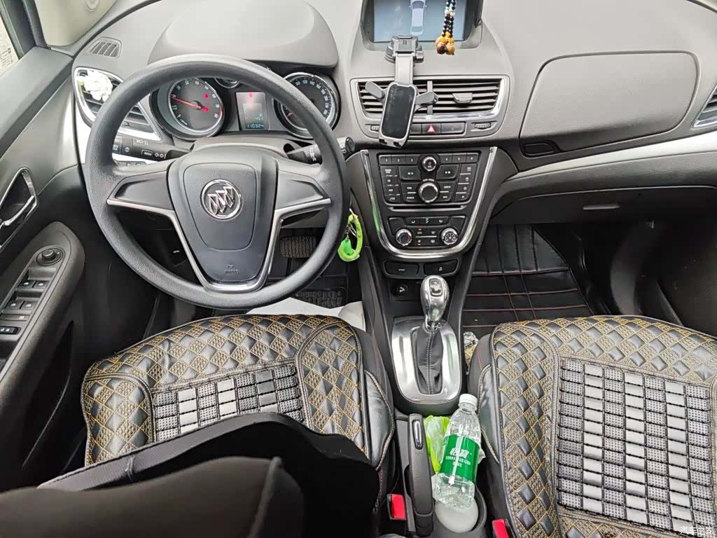 Buick Encore, 2015 10