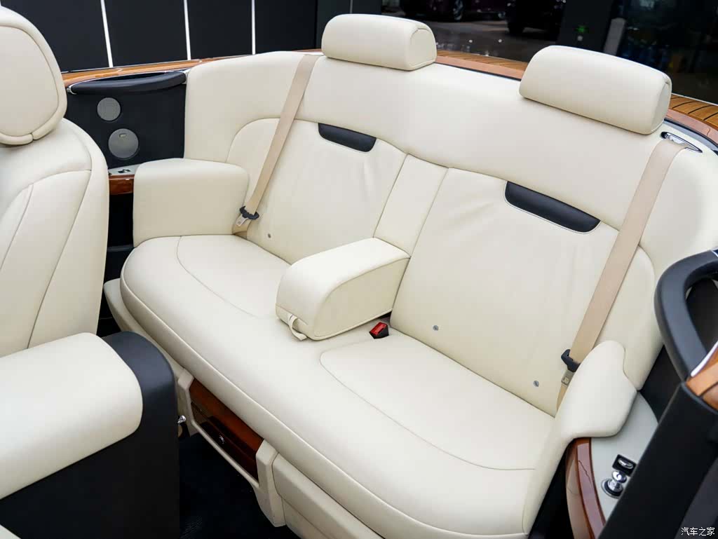 Rolls-Royce Phantom, 2009 10