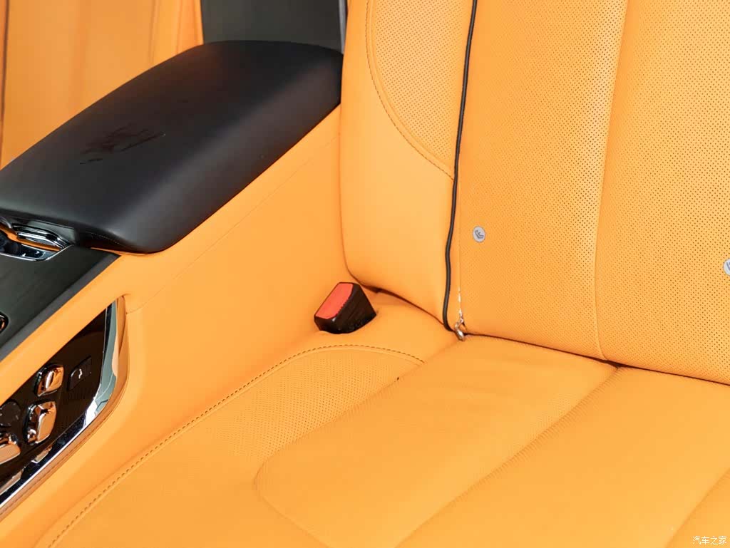 Rolls-Royce Ghost, 2022 13