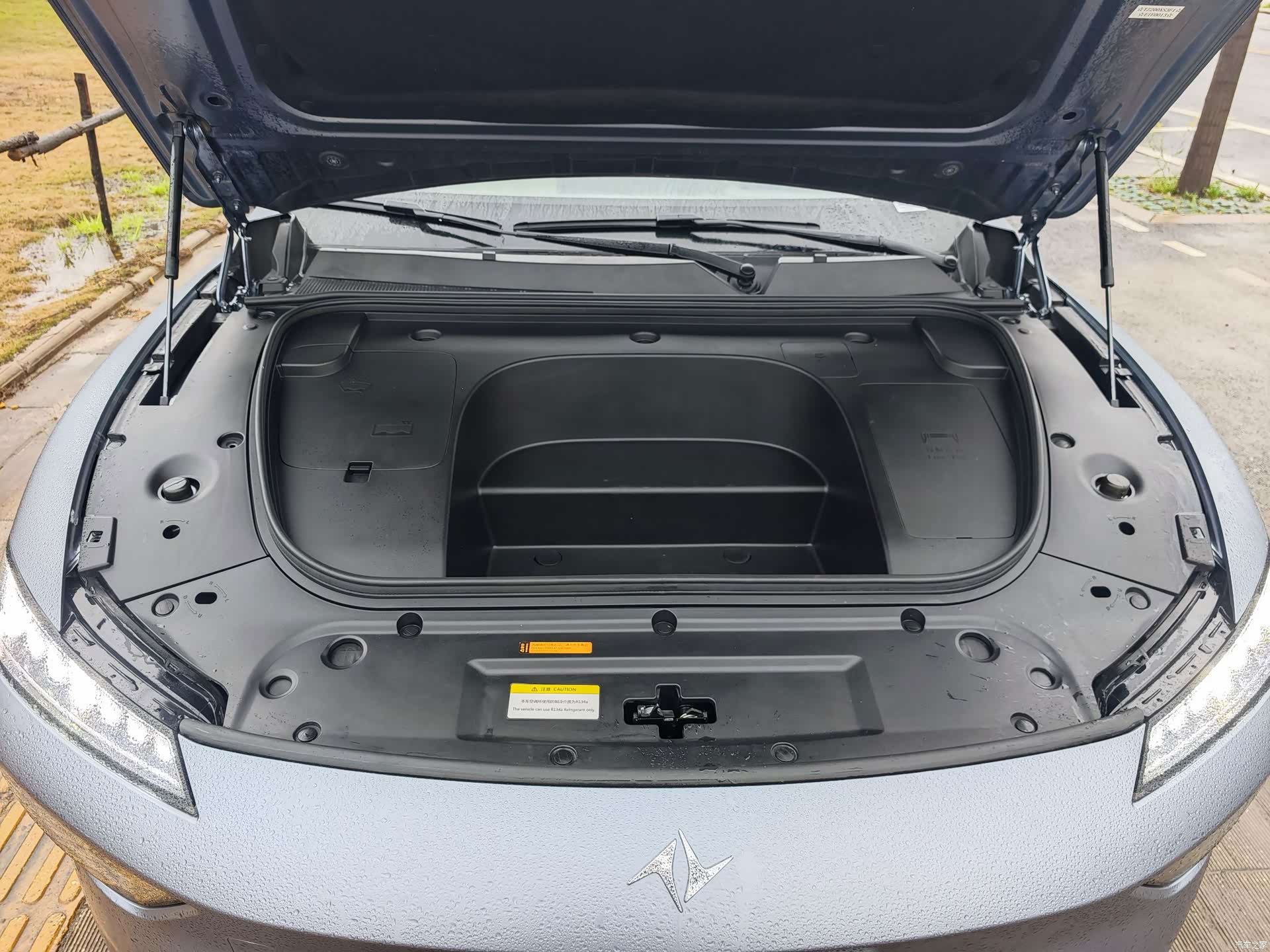 DongFeng eπ007, 2024 12