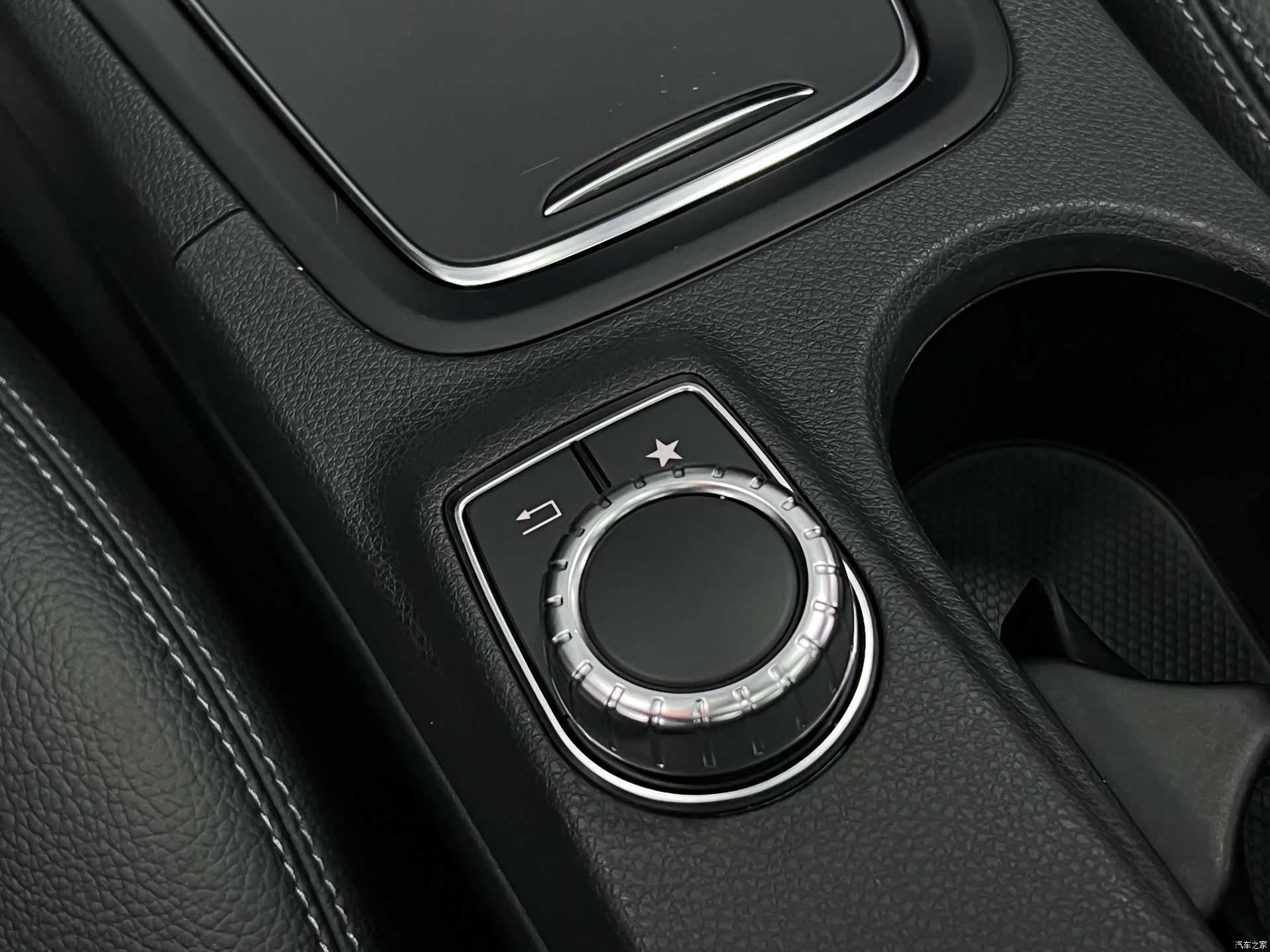 Mercedes-Benz B-Class, 2018 34