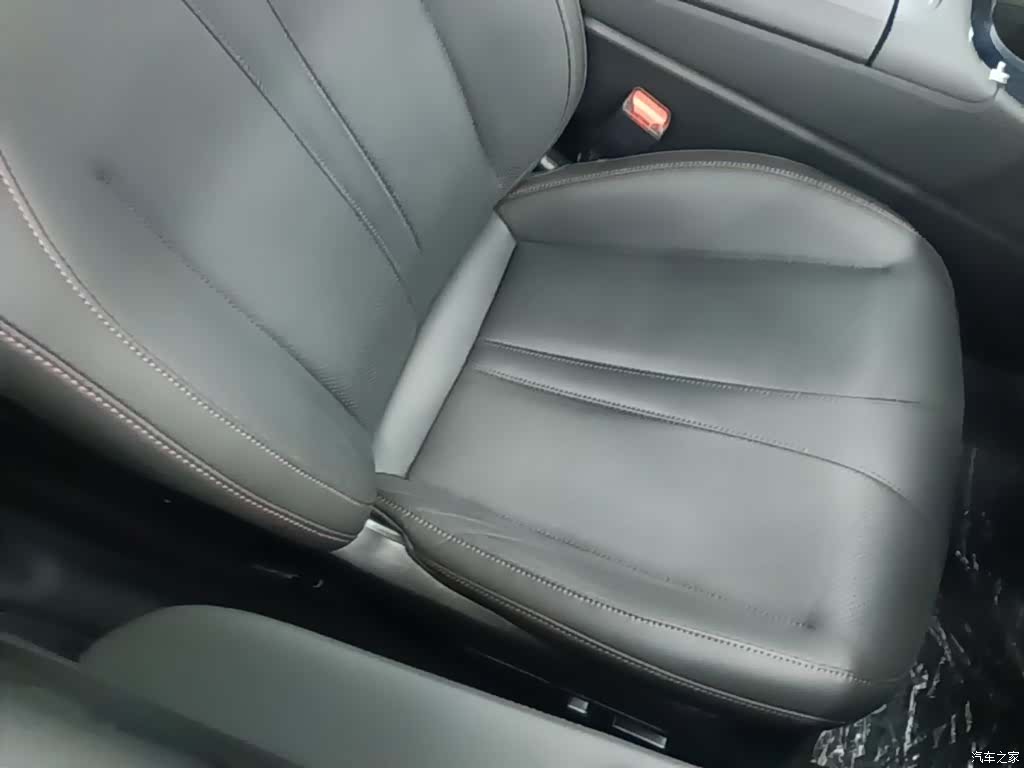 Xpeng P7, 2023 25