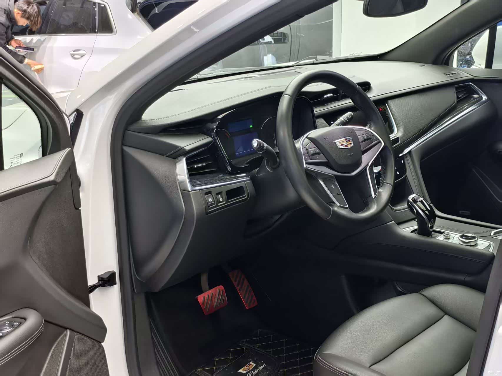 Cadillac XT5, 2021 все фото