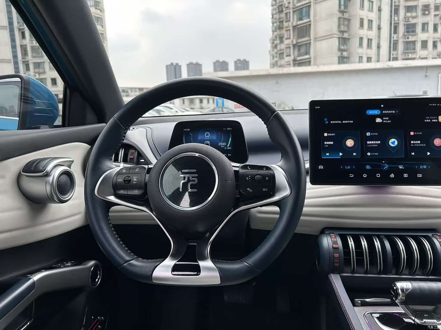 BYD Yuan, 2022 15