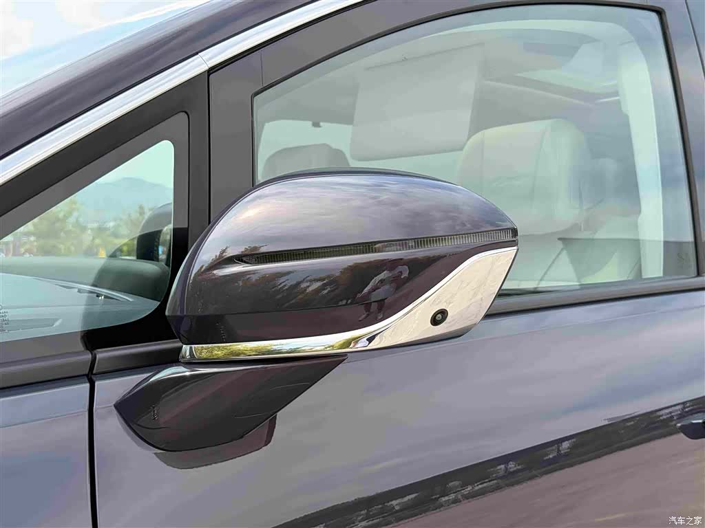 Buick GL8, 2025 32