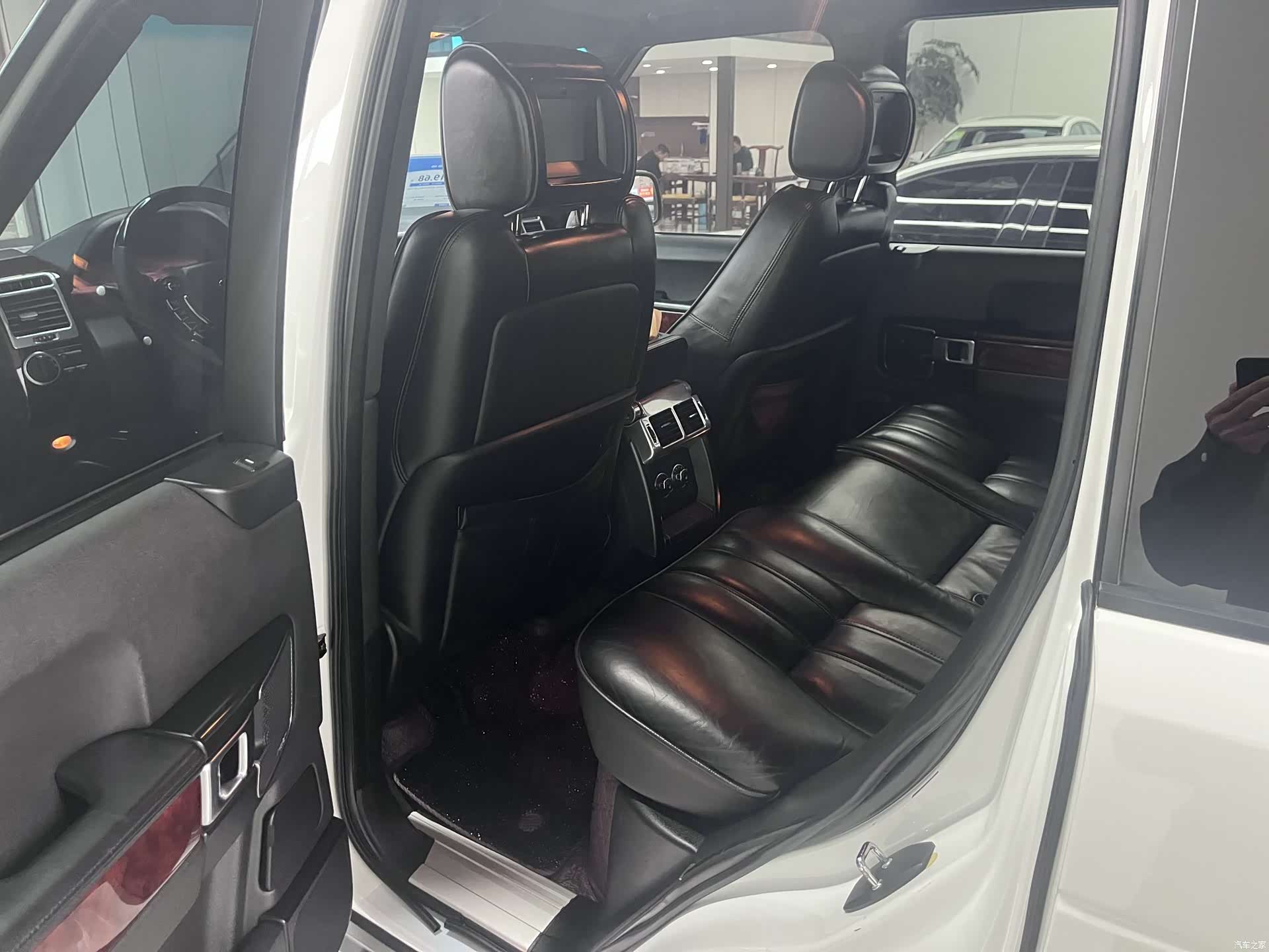 Land Rover Range Rover, 2012 8