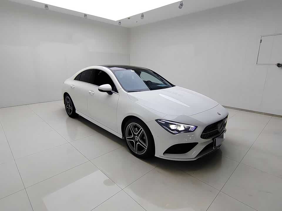 Mercedes-Benz CLA