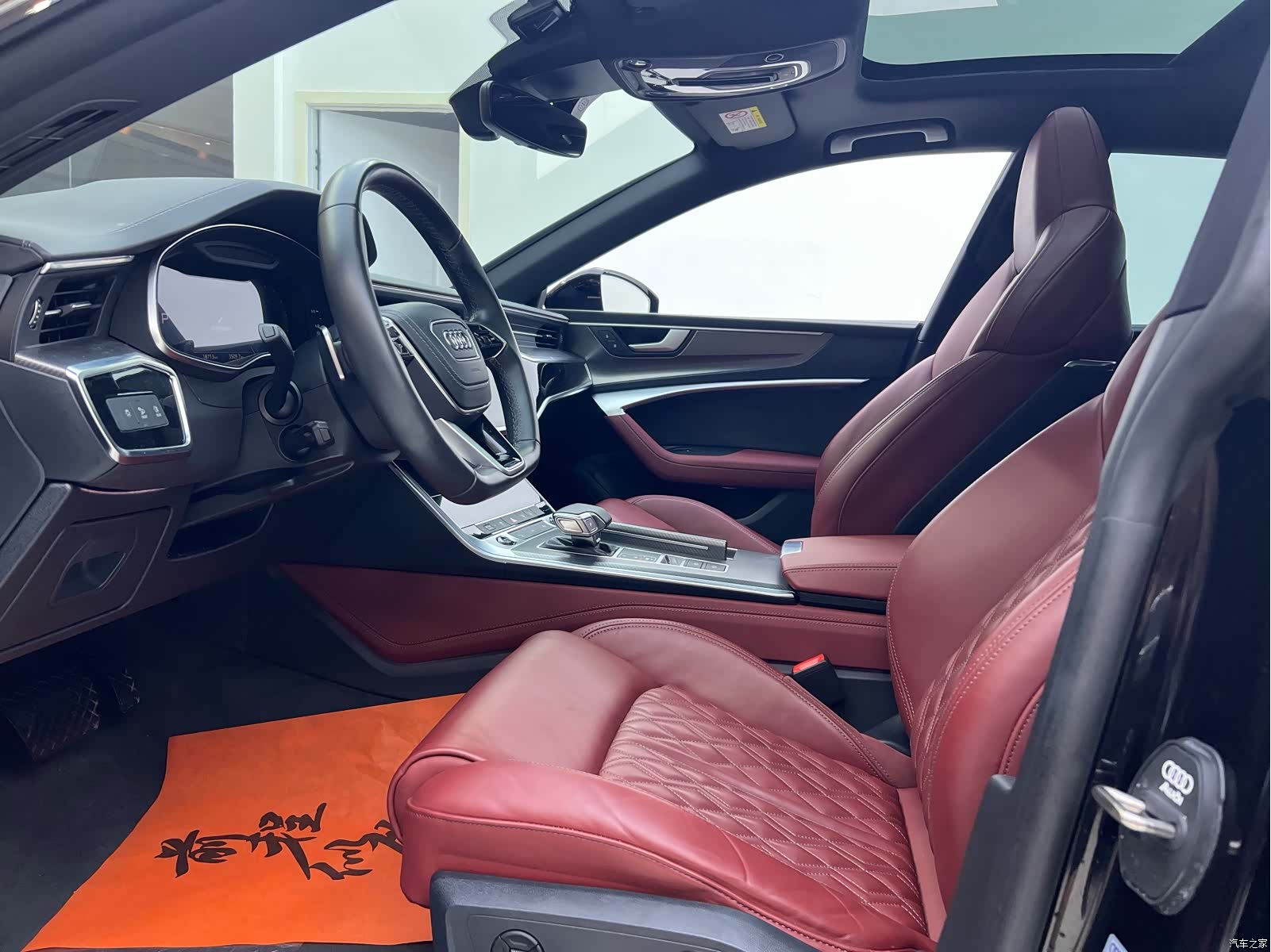 Audi A7L, 2025 11