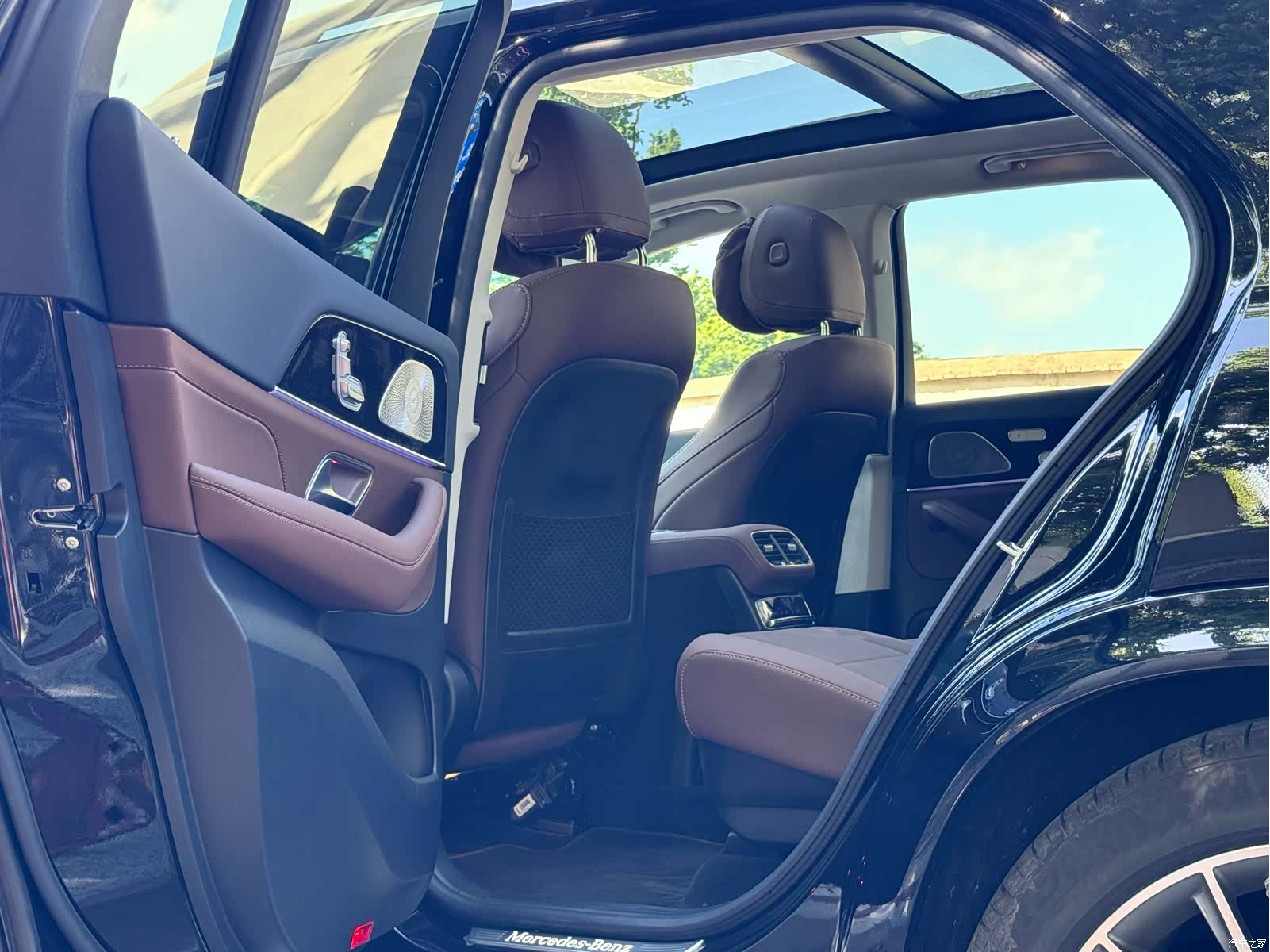 Mercedes-Benz GLE, 2025 13