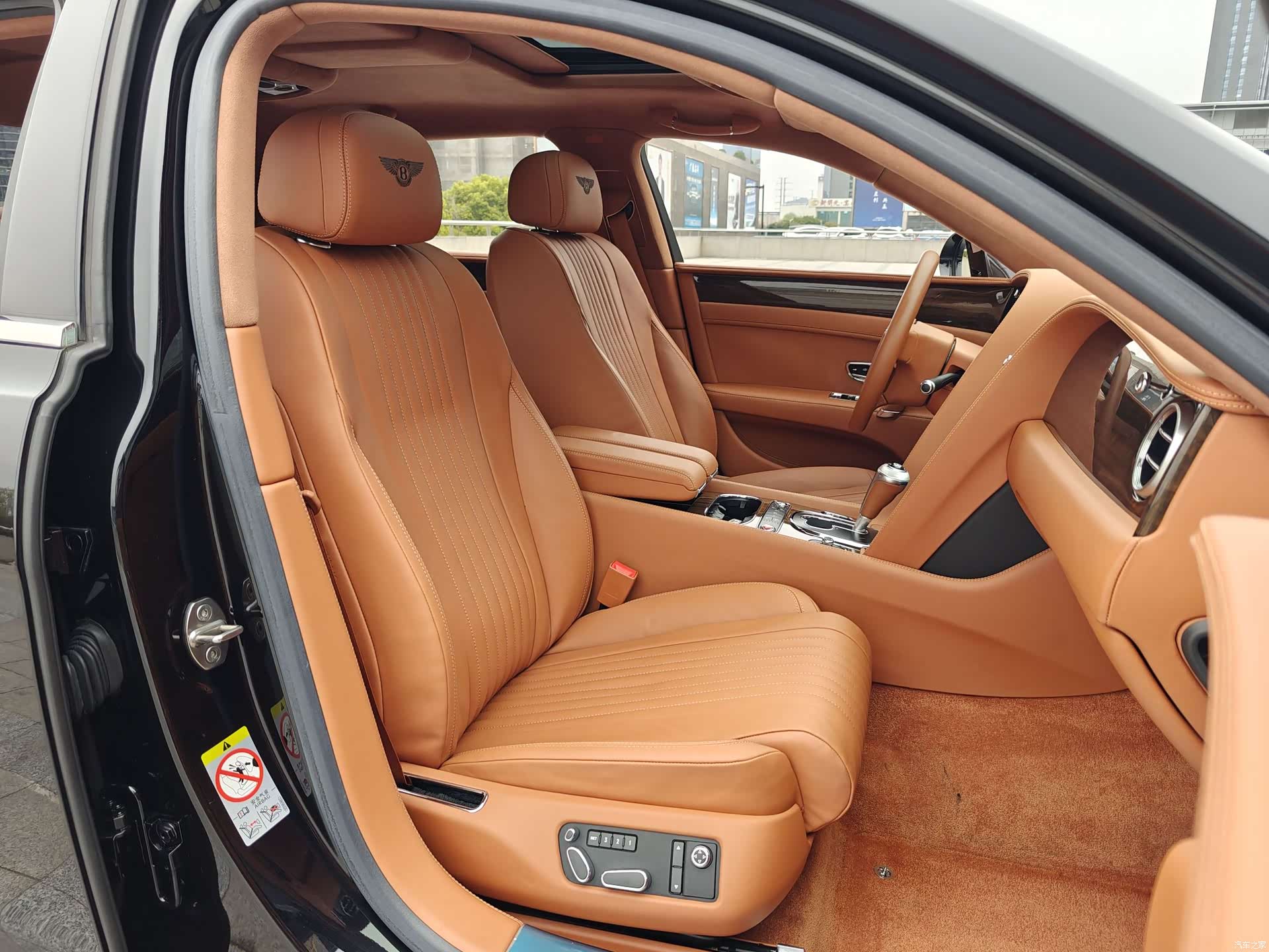 Bentley Flying Spur, 2017 16