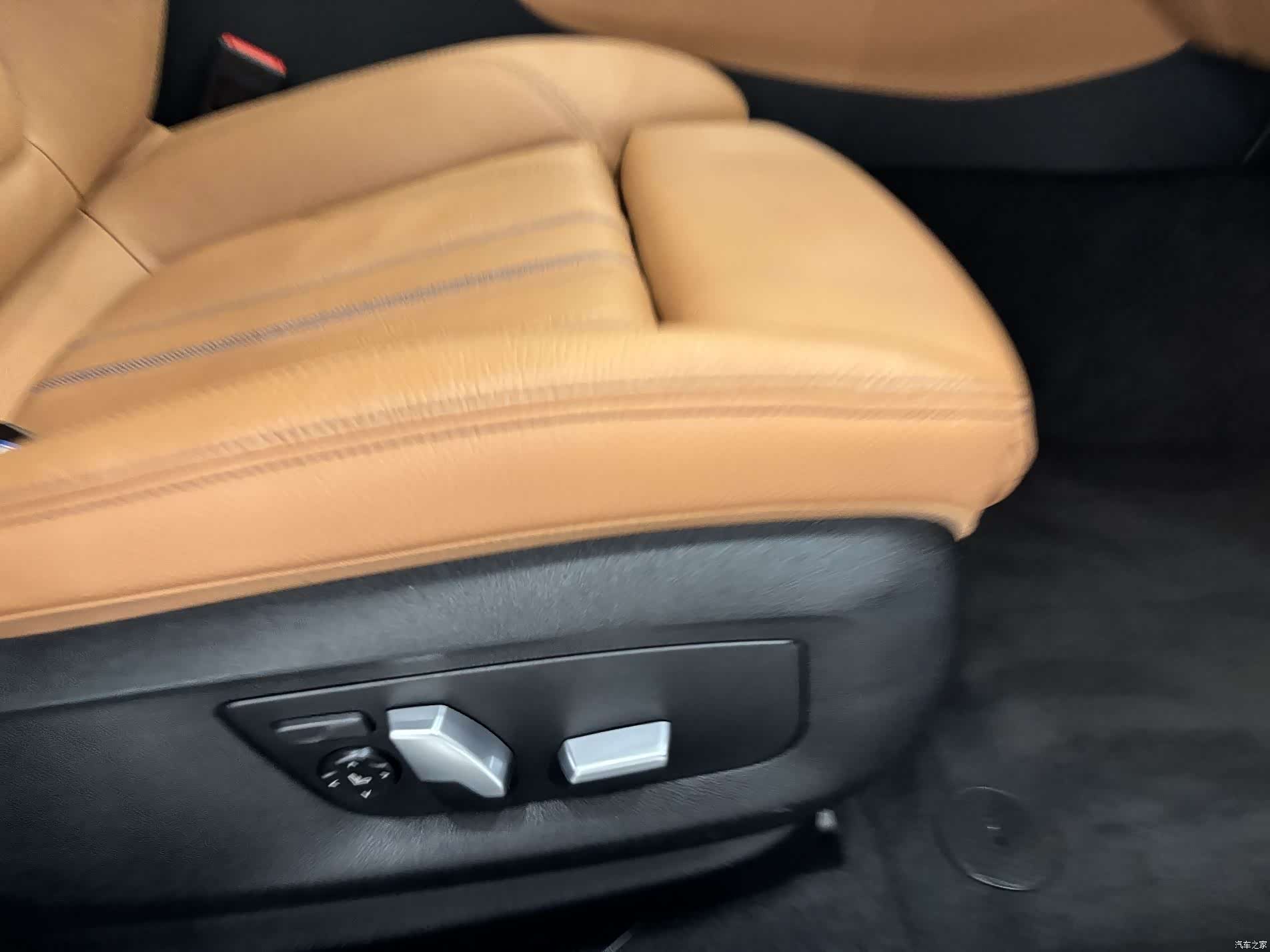 BMW 6 Series GT, 2024 31