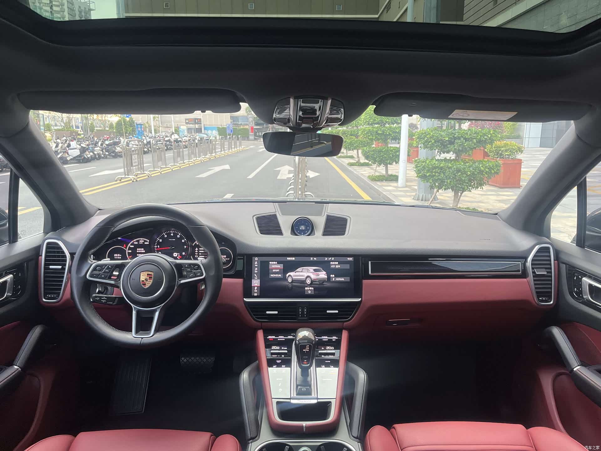 Porsche Cayenne, 2020 12