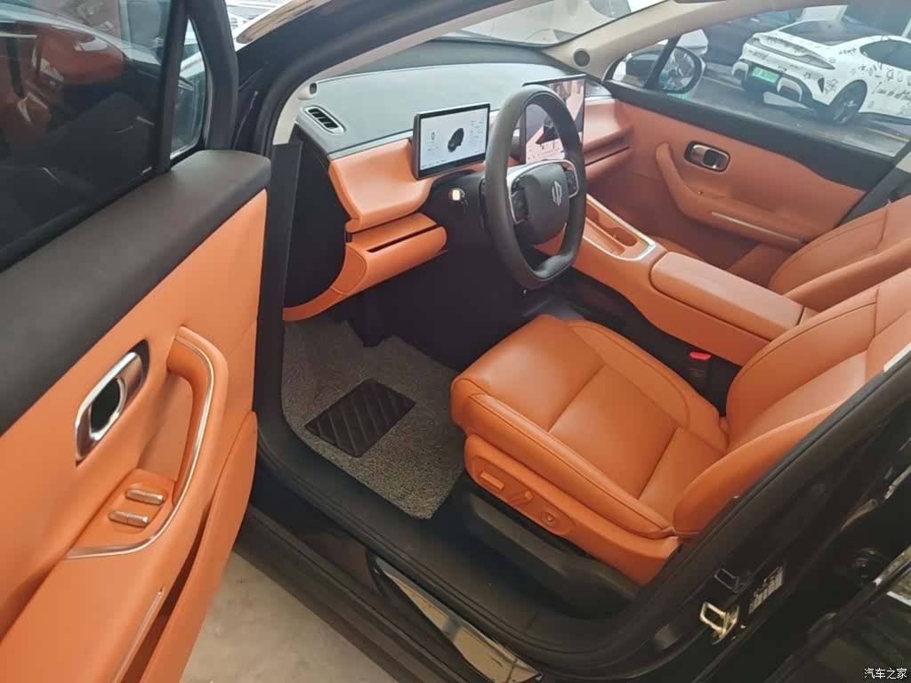 Leapmotor C16, 2025 16