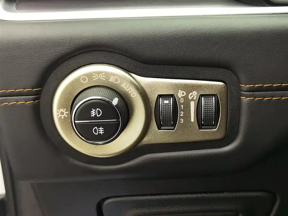 Jeep Grand Commander