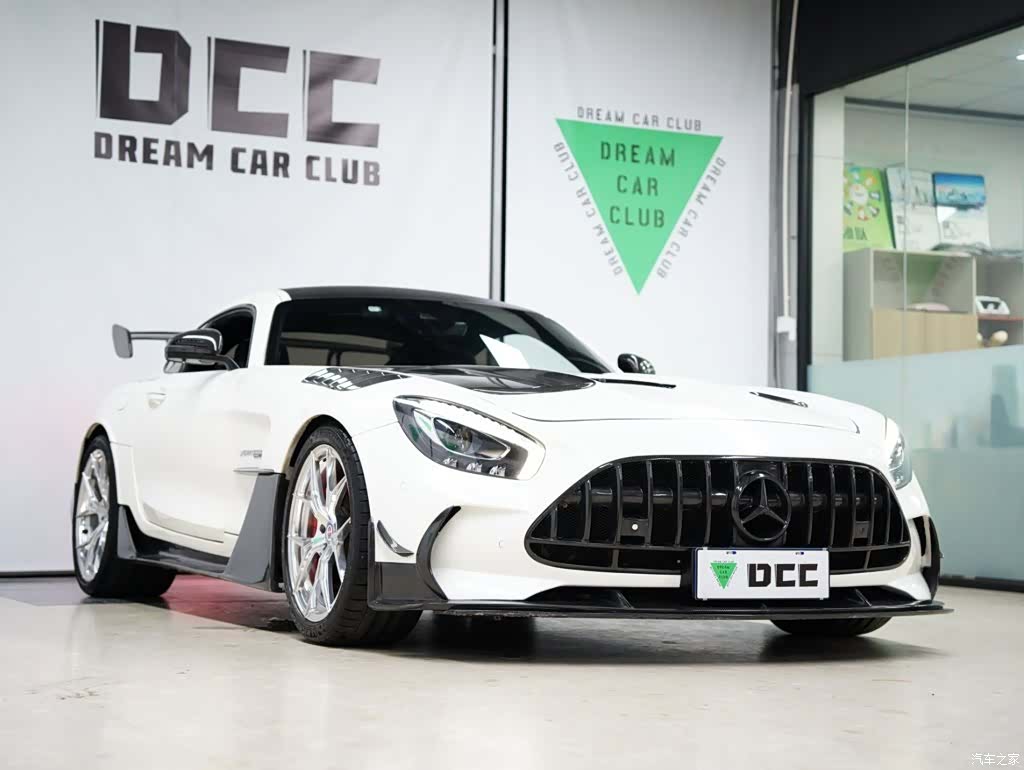 MG AMG, 2016 10