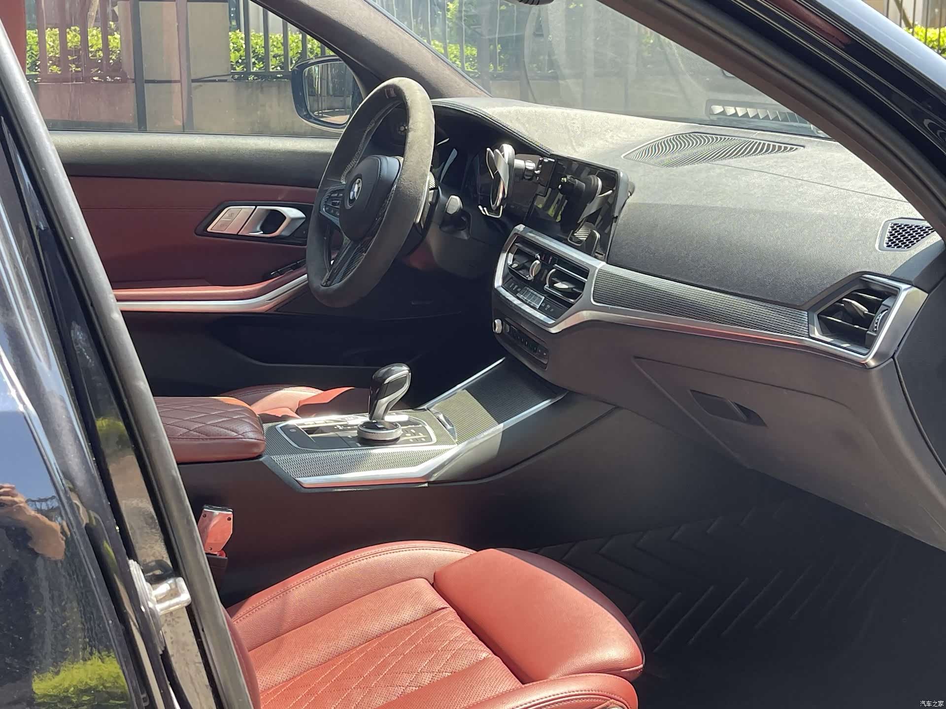 BMW 3 Series, 2021 все фото