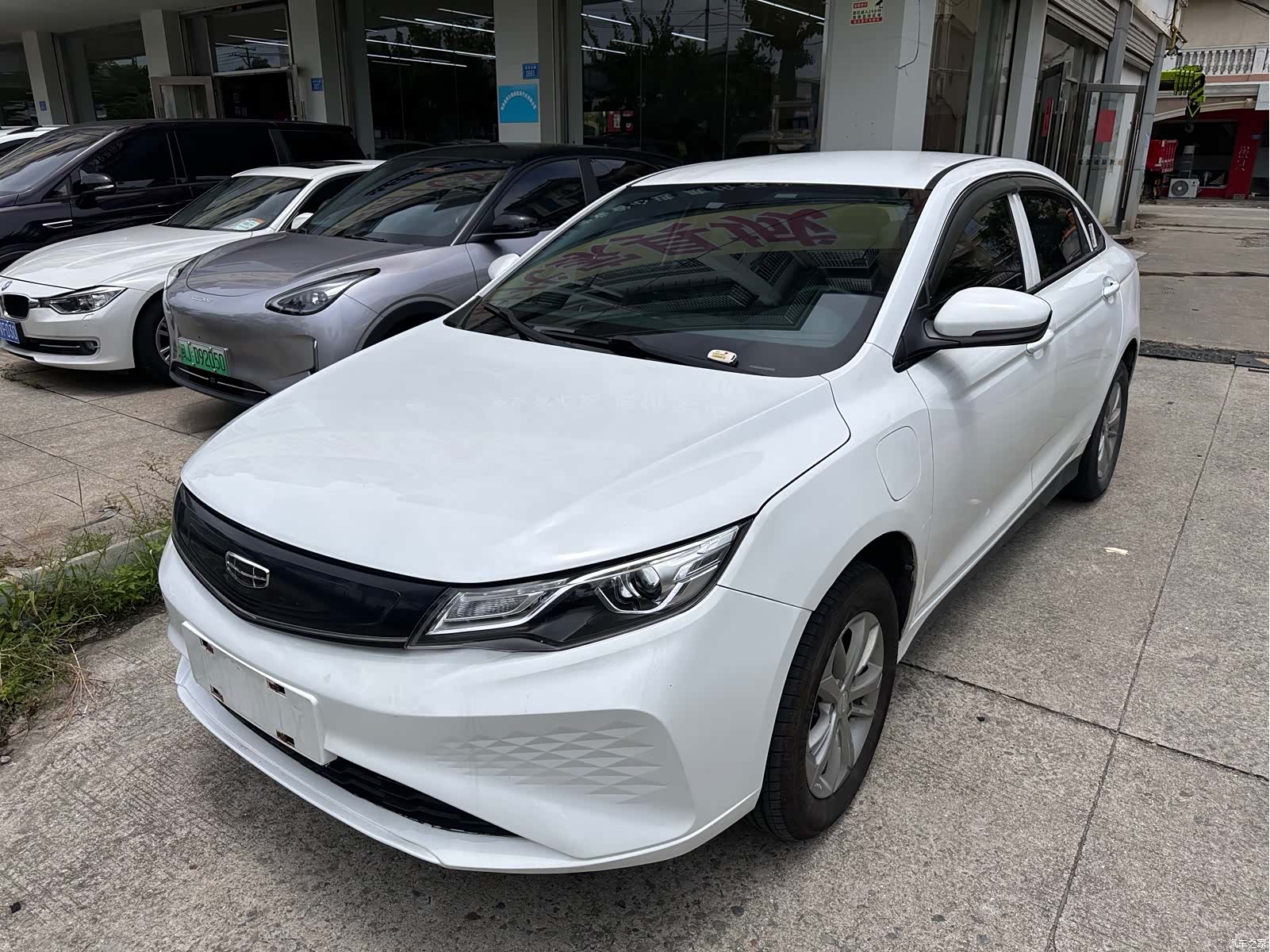 Geely Emgrand, 2022 1