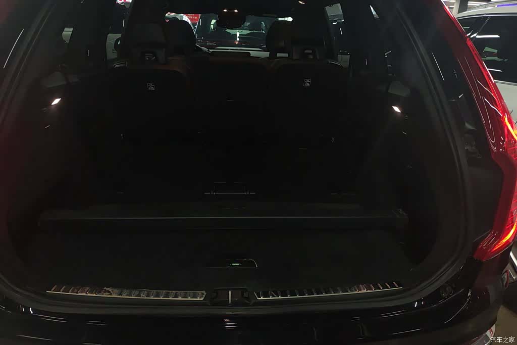 Volvo XC90, 2022 4