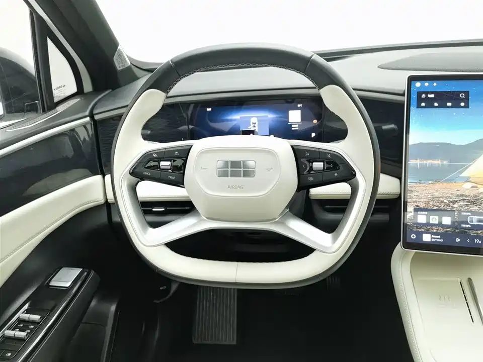 Geely Galaxy Galaxy L7