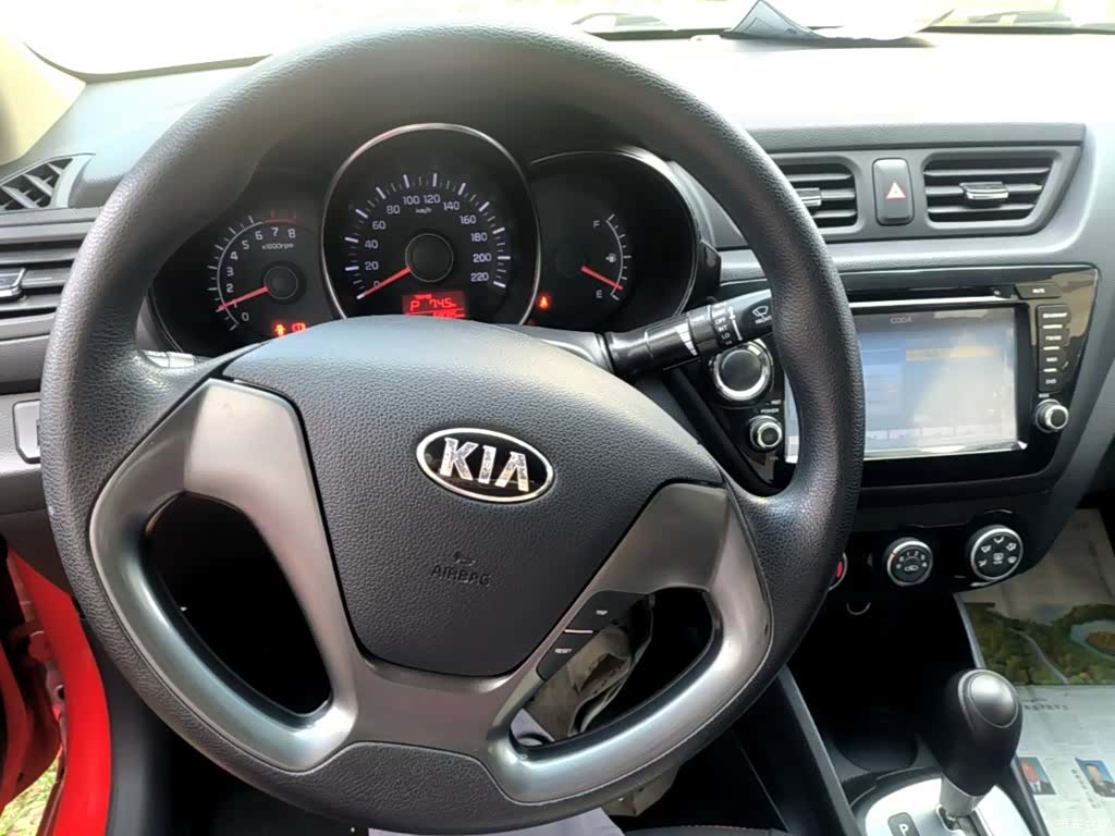 Kia K2, 2015 10