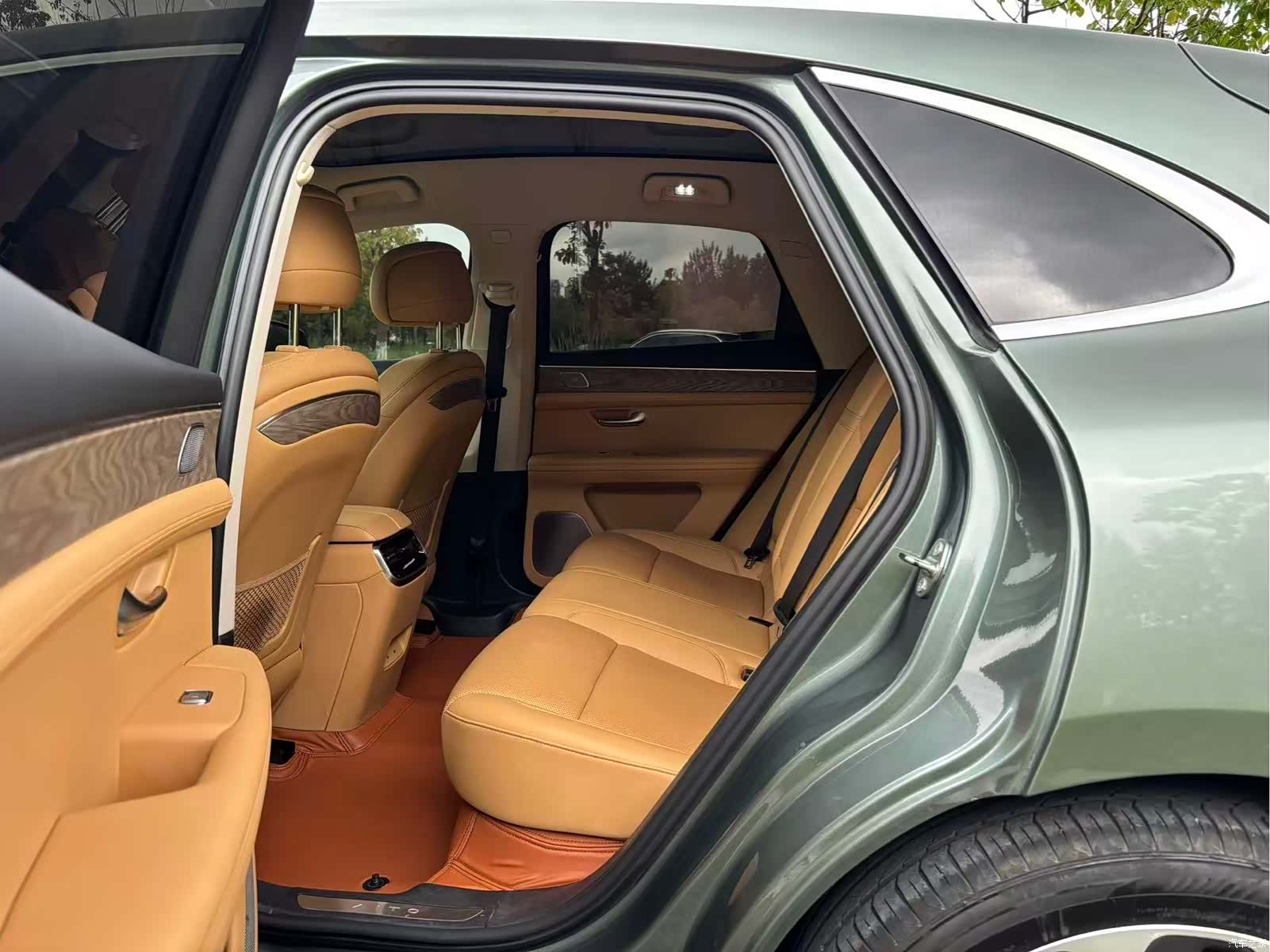 AITO M5, 2022 8