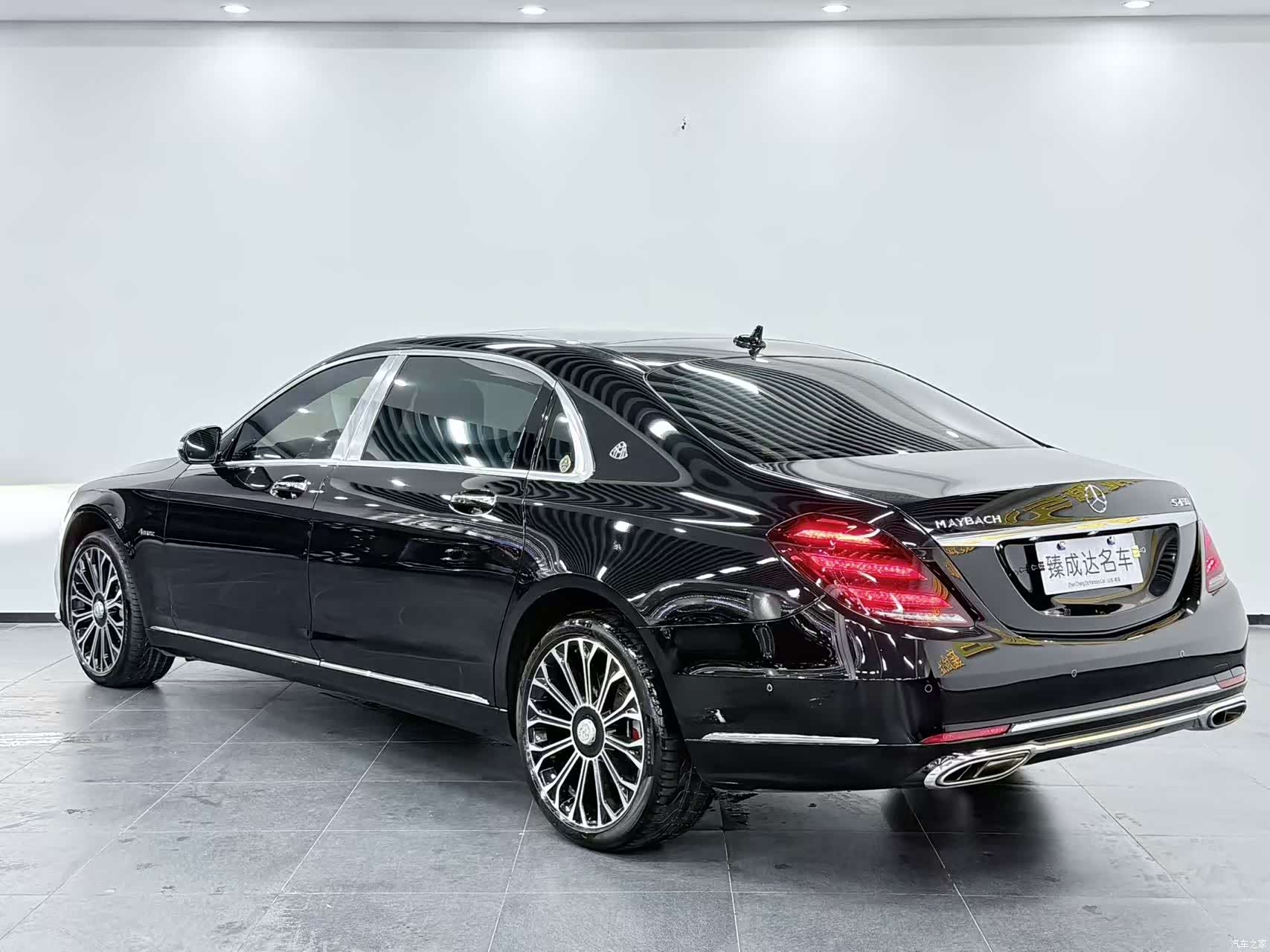 Maybach S-Class, 2020 4