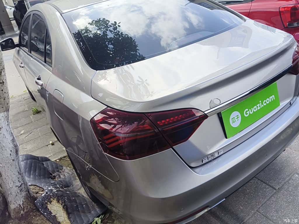 Geely Emgrand, 2020 все фото