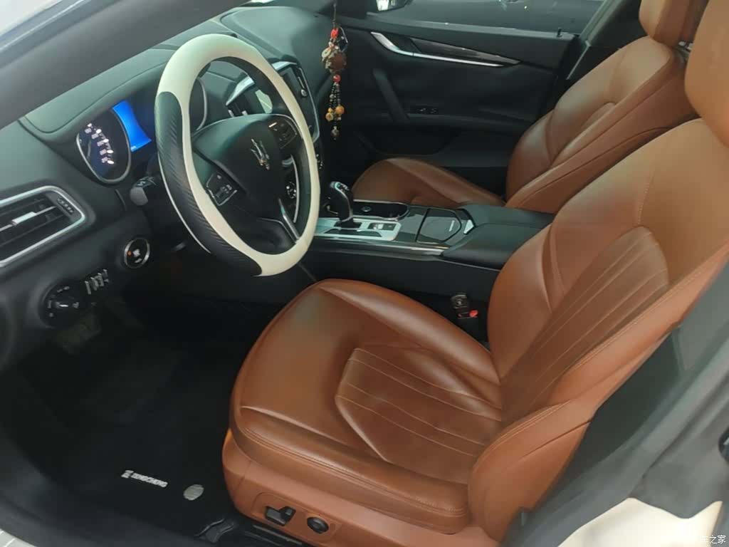 Maserati Ghibli, 2016 15