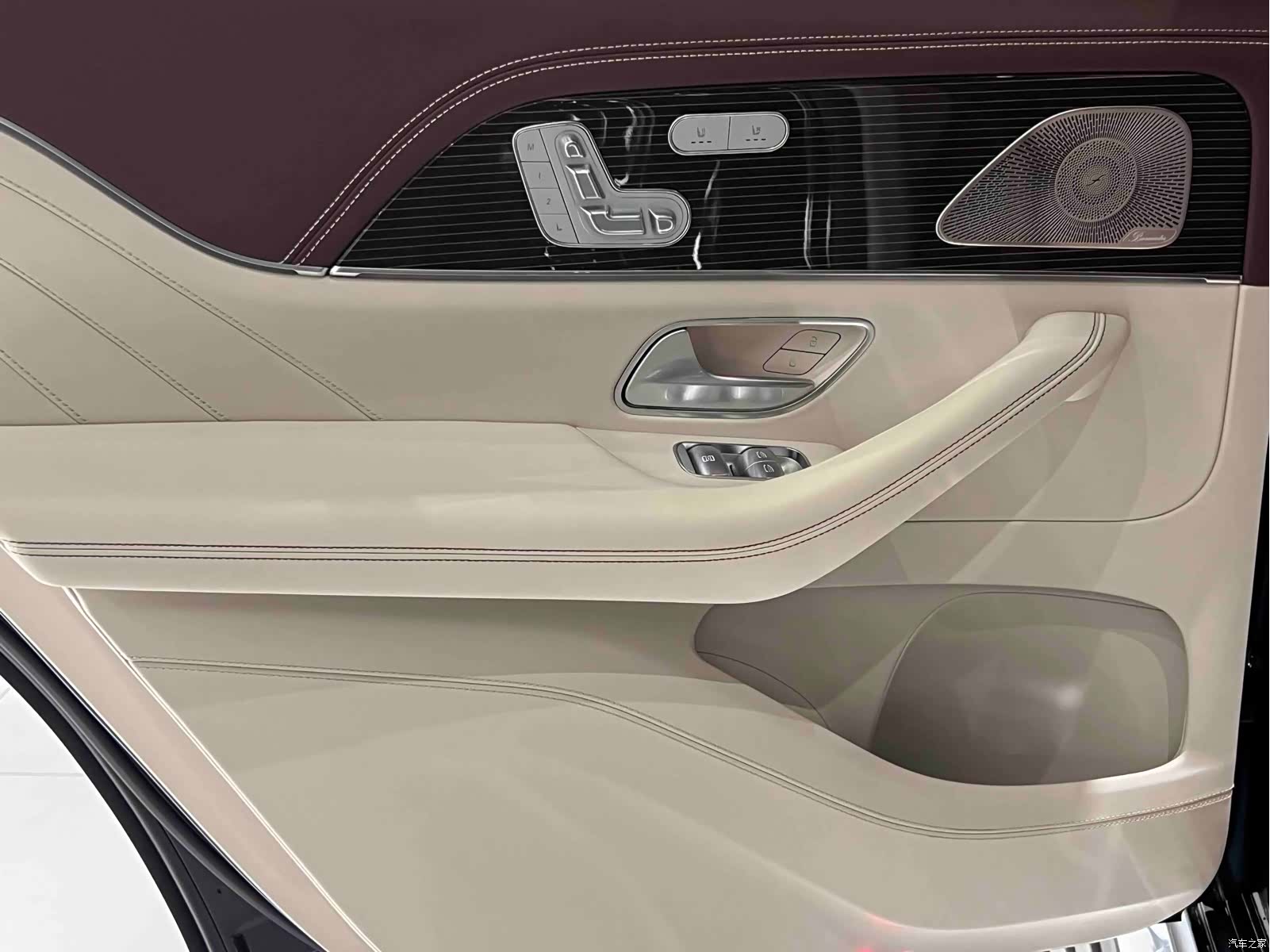 Maybach GLS, 2023 24