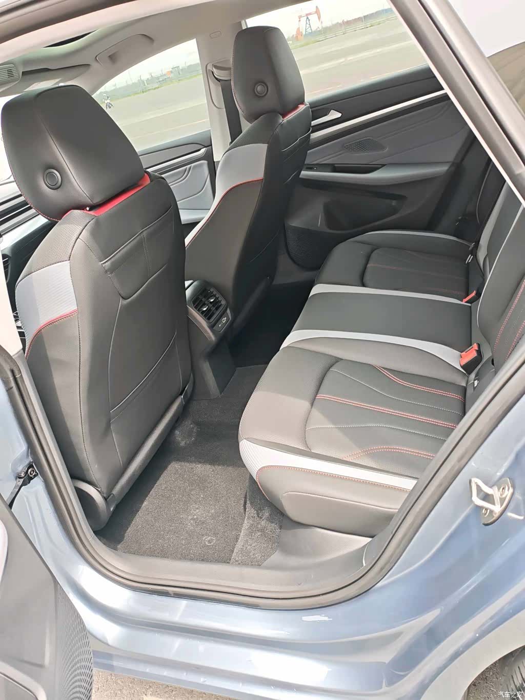 Volkswagen Lamando, 2023 12