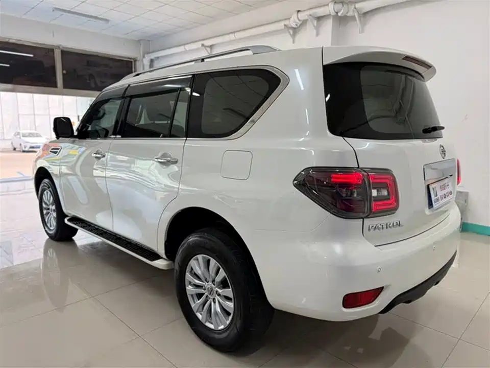 Nissan Toure