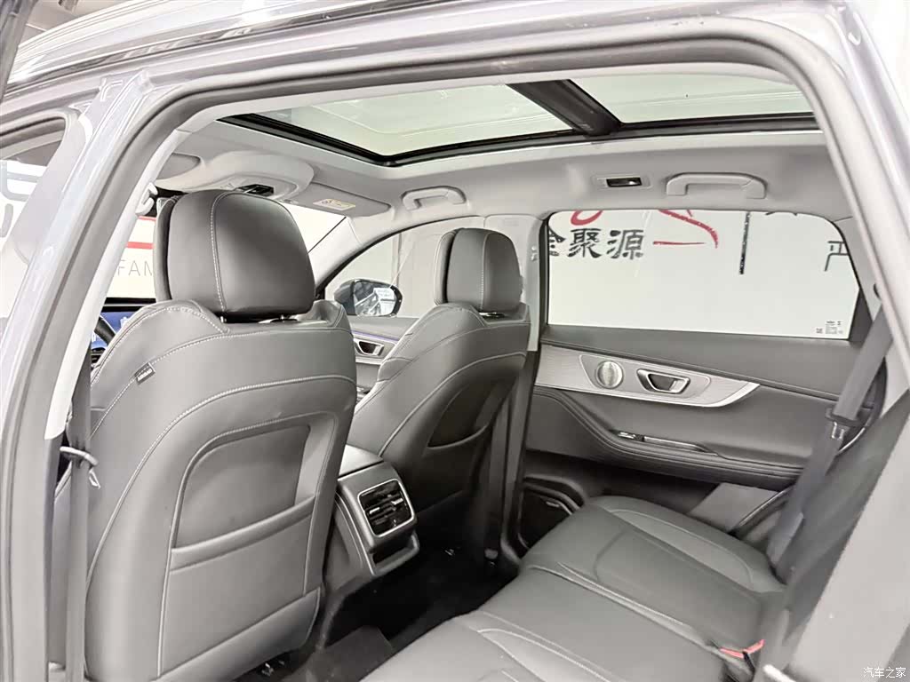 Chery Tiggo 8, 2024 11